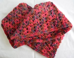 Shell stitch infinity scarf